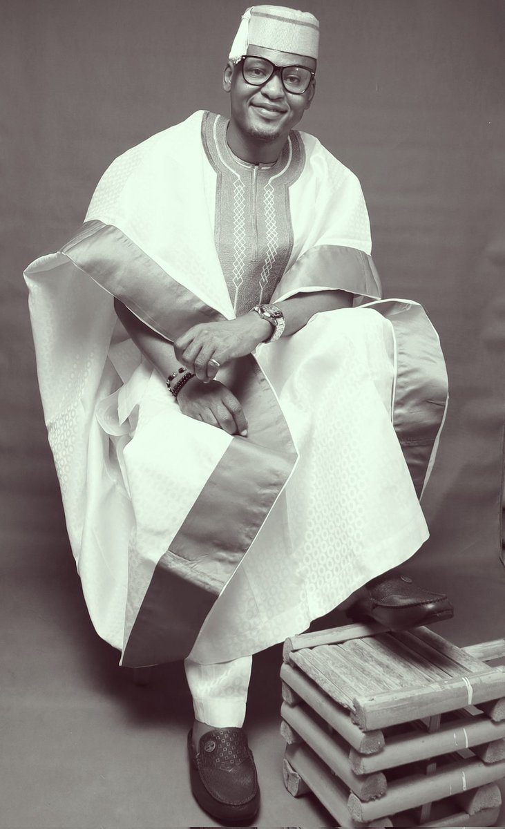 Oluwasuccess's tweet photo. A King and more... 👑
Some people become more beautiful as they grow old. Maybe this is the reason why I can’t stop being beautiful.
God has been more than good to me. He made me special and even more special on this special day.
#HBDOlanrewaju❤️
#Sept07🎂🎉
#DaddyG💜 https://t.co/St7UV4QSZE