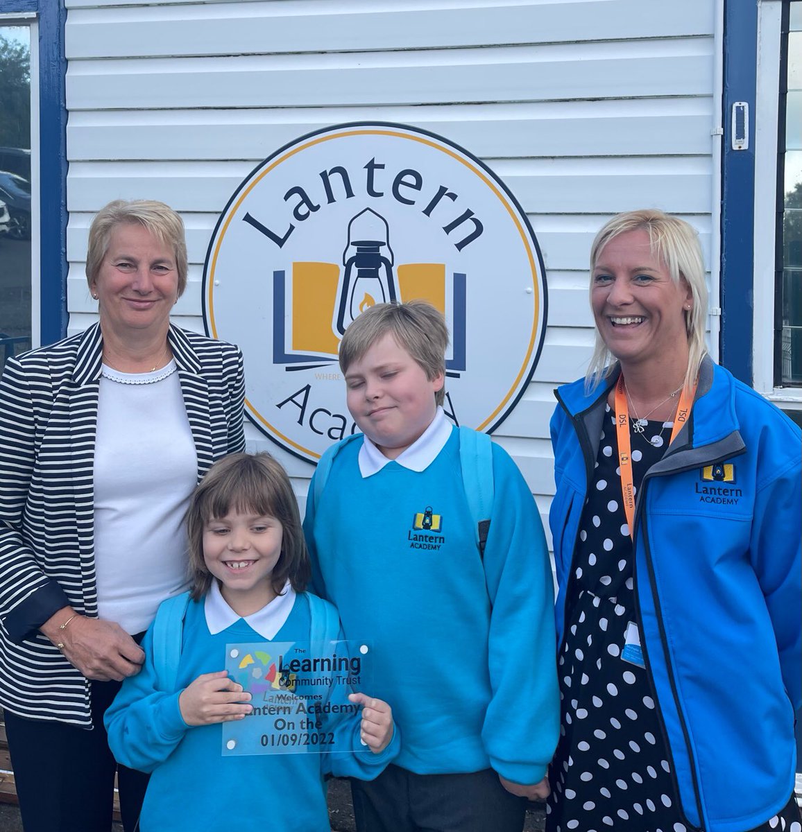 Learning Community Trust tweet media