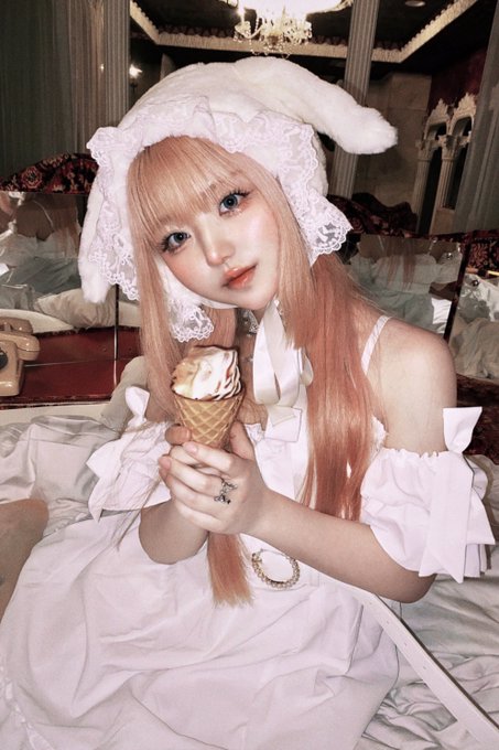 コスプレイヤー凸守たかねのTwitter画像12