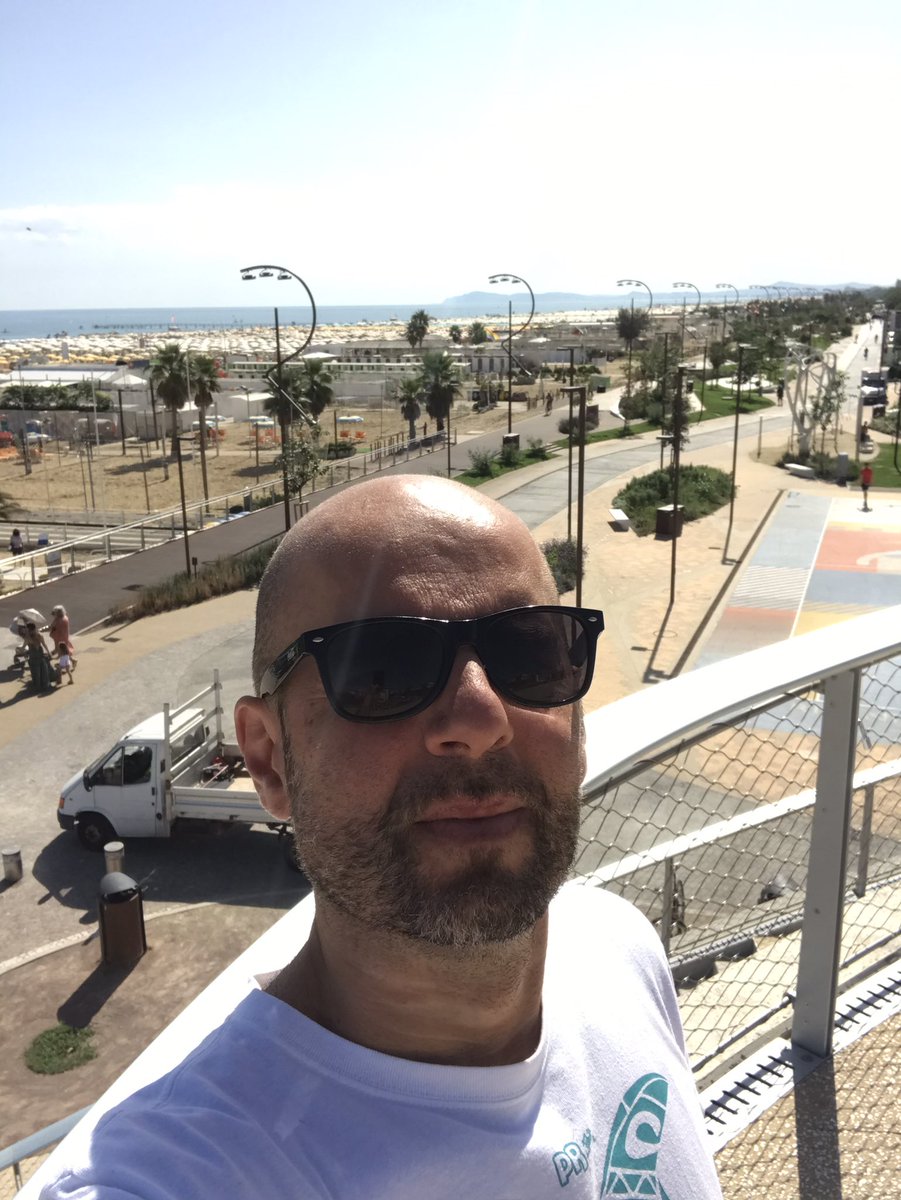 mattep23913775i's tweet photo. Ancora estate! #rimini #parcodelmare https://t.co/u4A5cd6jXY