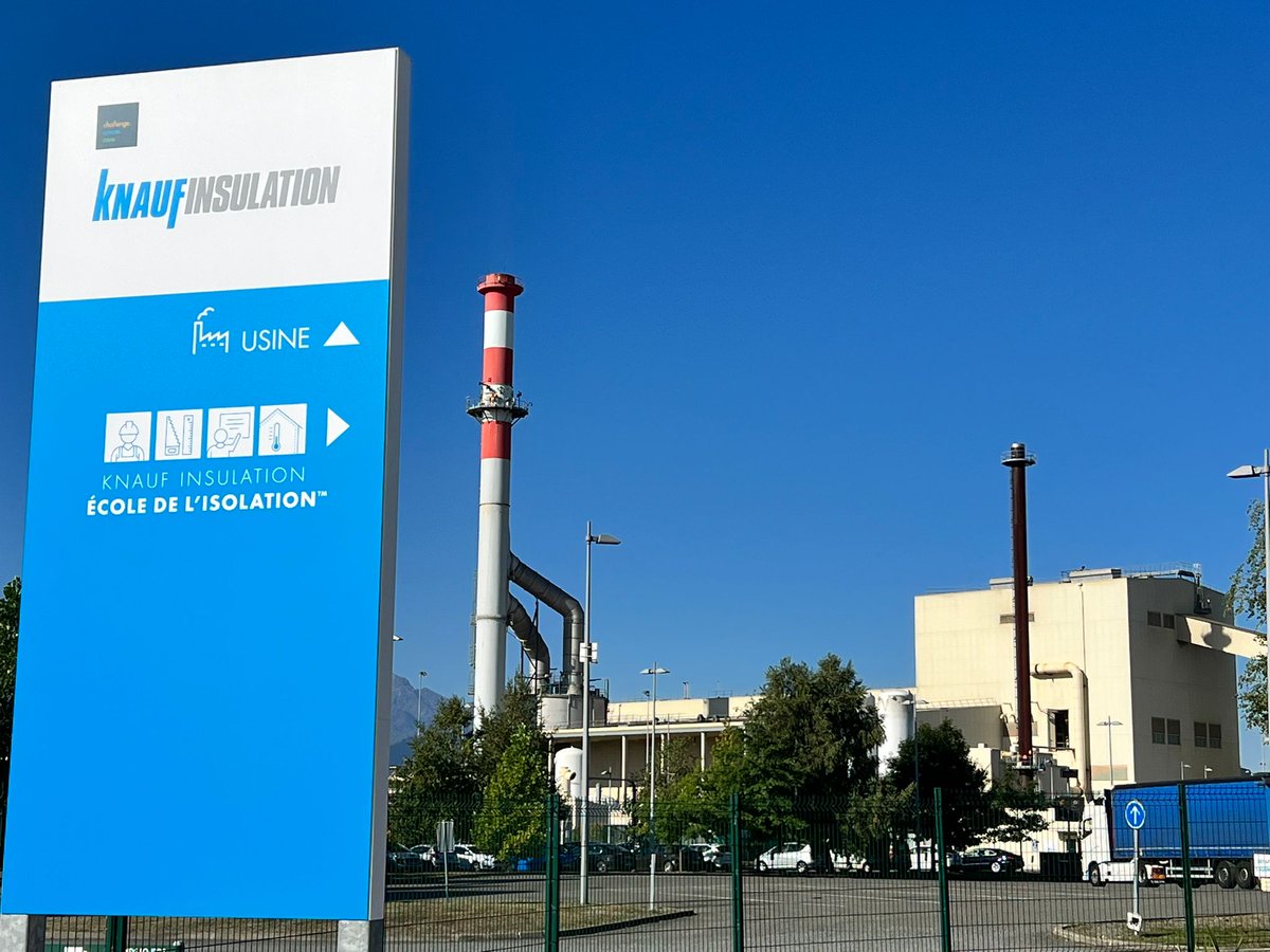 KnaufInsulSpain's tweet photo. 🔵¡Nuevo día en la planta de #KnaufInsulation! Esta mañana hemos recibido la visita de nuestros compañeros de @knaufes.
👏Seguimos colaborando para construir #edificios eficientes, seguros, saludables y #sostenibles para el mañana. #CreateBetterBuildings🏢.
#ForABetterWorld https://t.co/8UpuYx9Mj4