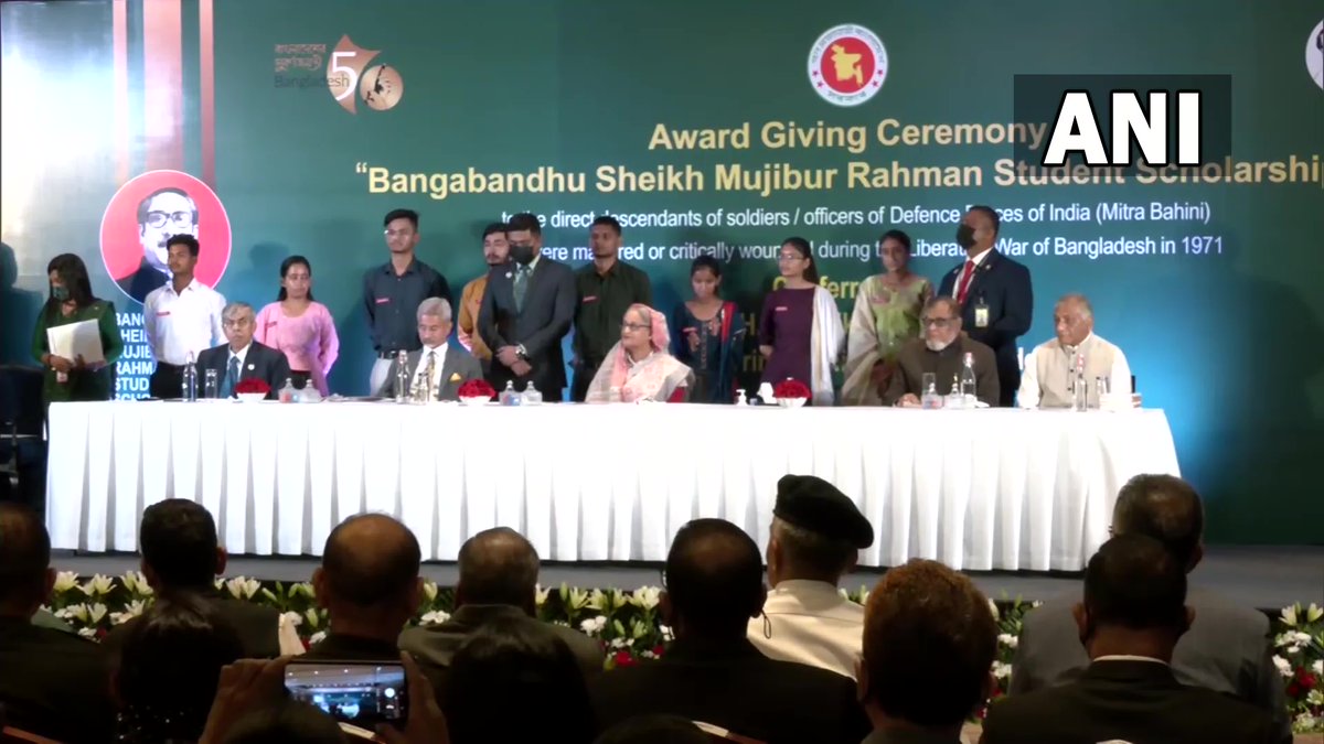 Delhi Bangladesh PM Sheikh Hasina & Indian EAM S Jaishankar felicitate descendants of Indian