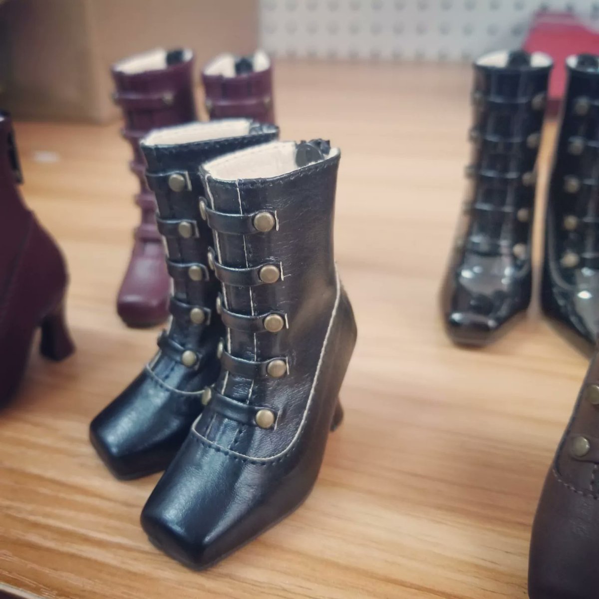 rRabit_t's tweet photo. Testing testing.......like this?❤
#bjd #bjdshoes #doll #dollshoes #volks #msd #mdd #superdollfie #sd16 #sdgr #popo68 #iplehouse #iple #iplewomen https://t.co/tyf1U3X3JY