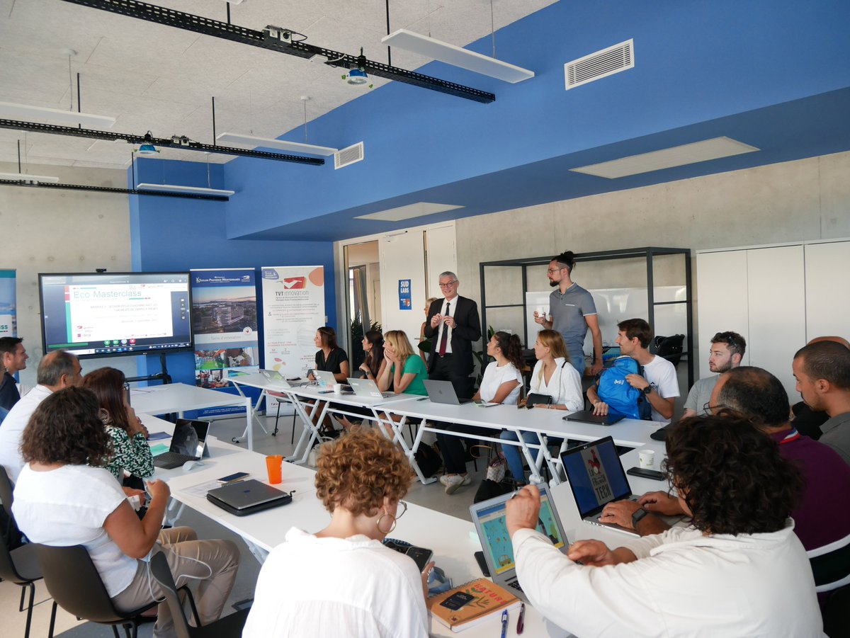 TVT_Innovation's tweet photo. [Eco Masterclass🌱] Les entrepreneurs sélectionnés participent aujourd'hui et demain aux modules de coaching, mentorat et sessions collectives du programme. 
L'objectif ? Booster son projet éco-innovant, recevoir les retours d'experts et s'entrainer à pitcher. 🙌 #ecomasterclass https://t.co/jvD7CjrTuq