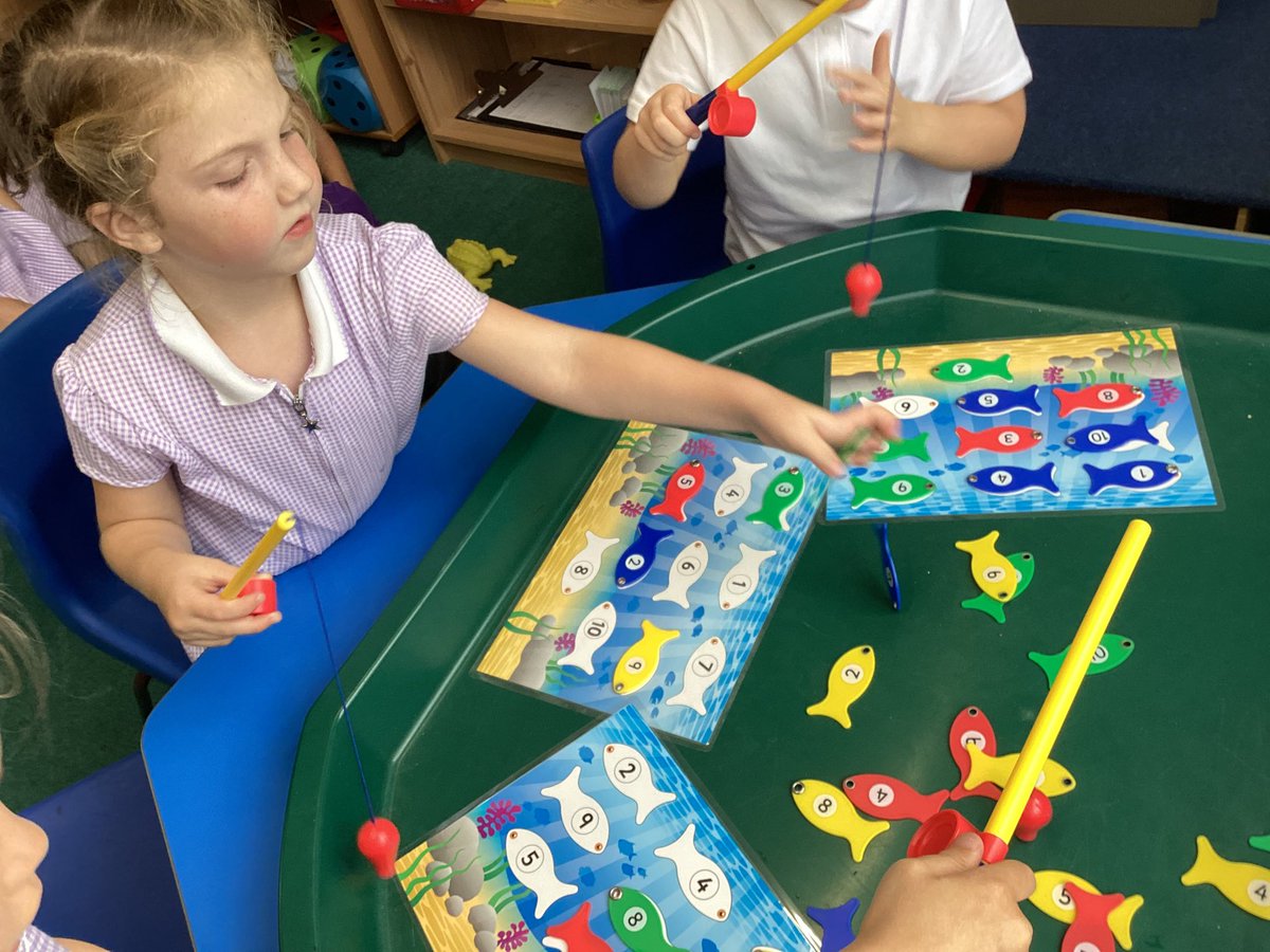 TadPrimaryAcad's tweet photo. Jupiter team enjoying provision challenges. #TadcasterMaths https://t.co/LlxYjKG8y3