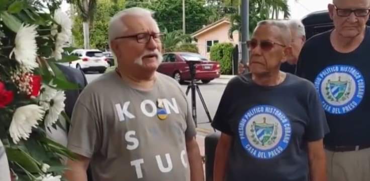 hectorvallef7's tweet photo. Wałęsa, se encuentra de visita en Miami y pidió a los cubanos dentro y fuera de la Isla continuar la lucha contra la dictadura.
#CubaEstadoFallido 
#CubaPaLaCalle 
#CubaMuere 
#CubaEsUnEstadoFallido 
#CubaPaLaCalleYA 
#CubaFailedState 
#CubaEsUnaDictadura 
#PatriayVida https://t.co/KP6sCavyNQ