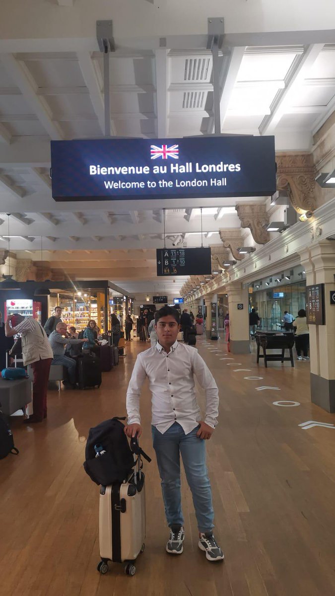 LetsStopC9's tweet photo. #SaveObaid
And here he is saying “au revoir” to France this morning 👋
3/ https://t.co/eGgA5KOsCo
