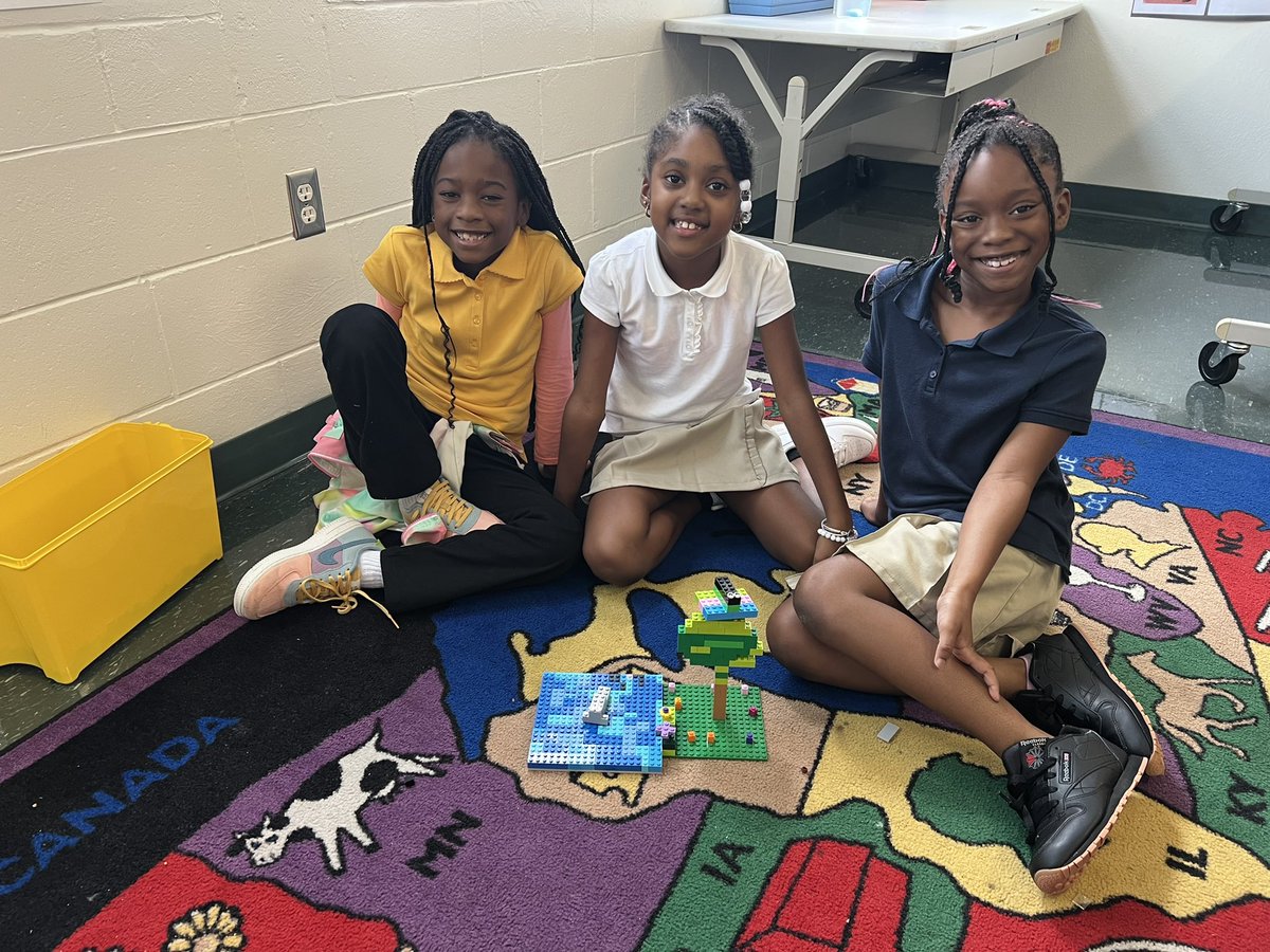 Amanda Crane tweet media