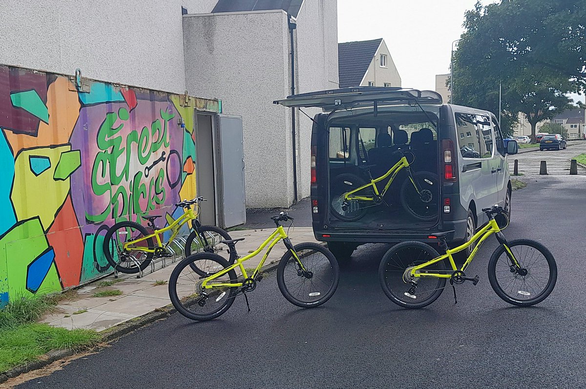 Picked up these additions to the #ysistreetbikes fleet last week just in time for the new cycle leader starting so @ysortit will be back on the bikes soon @Lachlanysortit @PamYSortIt @GillianYsortit @CyclingScotland @LyndseyYsi