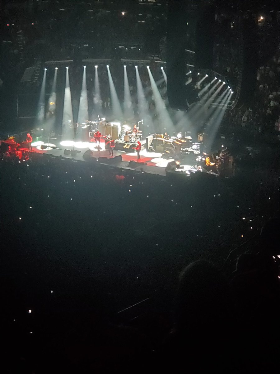 2.5 yrs later than originally scheduled we finally get to see <a href="/PearlJam/">Pearl Jam</a> in the Hammer! 3rd time seeing these guys and they never disappoint!