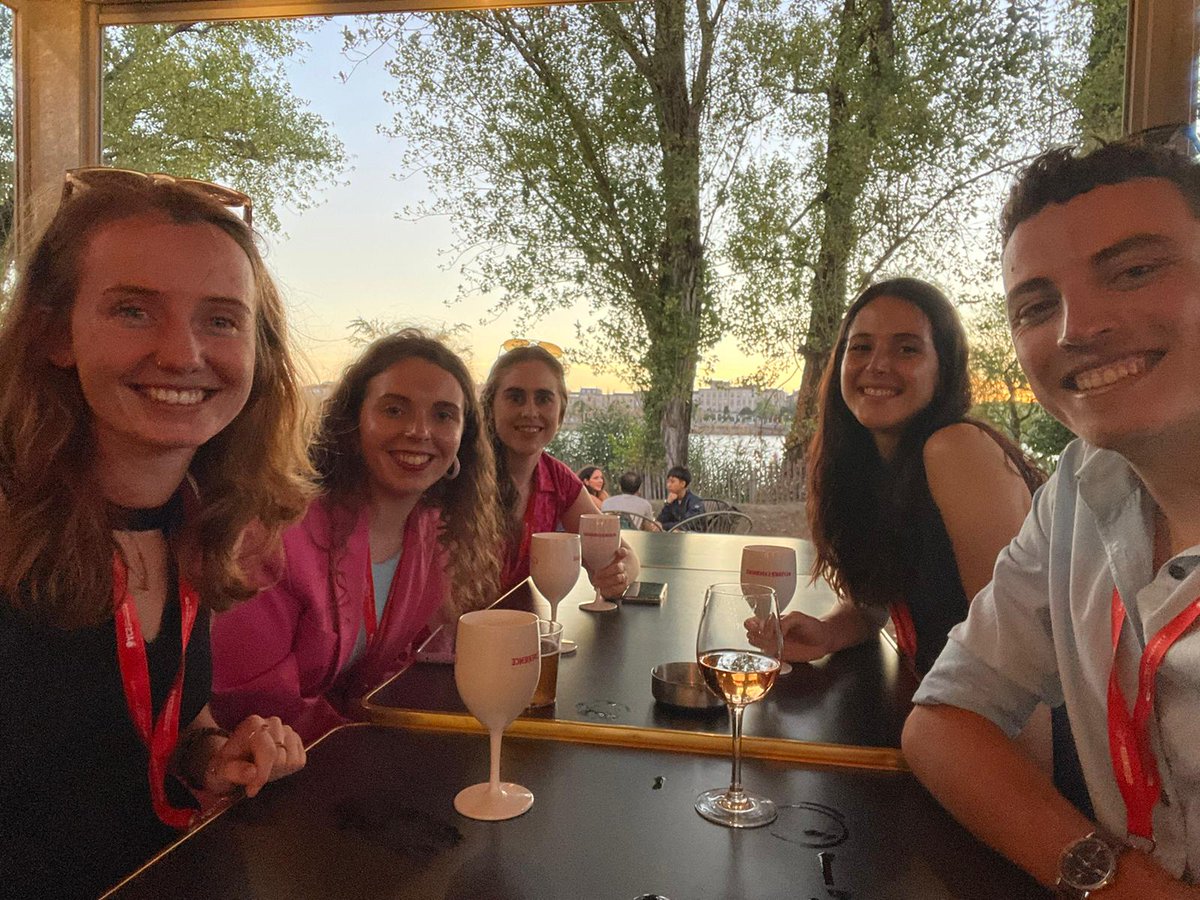 Lu_Schreiber1's tweet photo. Having a great time in Bordeaux at the @ESB_2022 conference, with many interesting talks and events to meet other scientists. Happy to have been given the opportunity to present my work with a flash oral presentation and a poster. https://t.co/SZOS8FQeIN