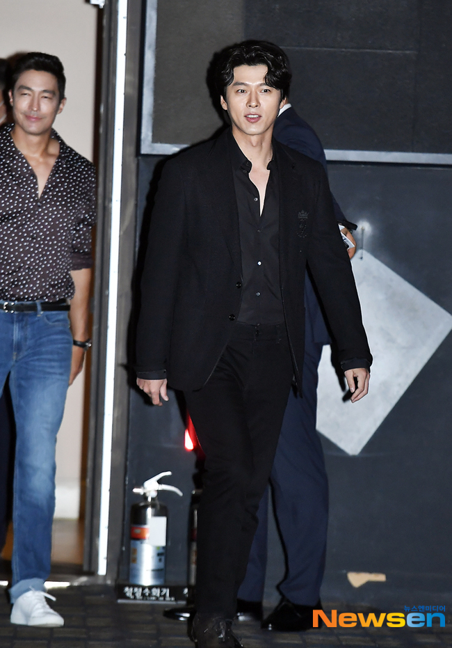 HYUN BIN tweet media
