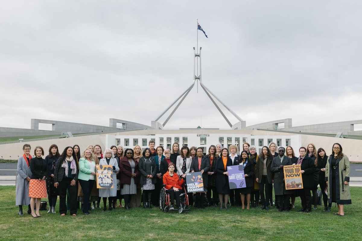 tearfundaus's tweet photo. Our Head of Advocacy, Emma Wyndham Chalmers, together with other Micah Women Leaders Delegation members, at Federal Parliament today to advocate for action on the global hunger crisis through the #HelpFightFamine campaign. https://t.co/gH9nmBiRTM