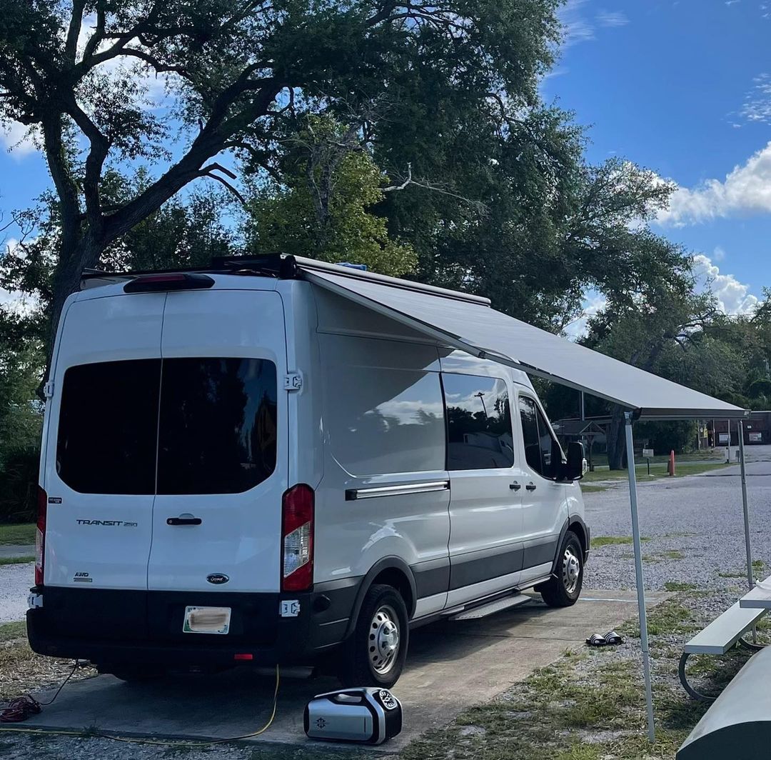 sunscreendreams's tweet photo. RT @ZeroBreezeTeam: Mark 2 AC looks so little, doesn't it? But you know it could be your coolest item on your adventure trip, don't you? 🚐
📷@transit_to_van.ish
#ZEROBREEZE #Mark2AC #vanlife #fordtransit #vanconversion https://t.co/VdNGneDNGr