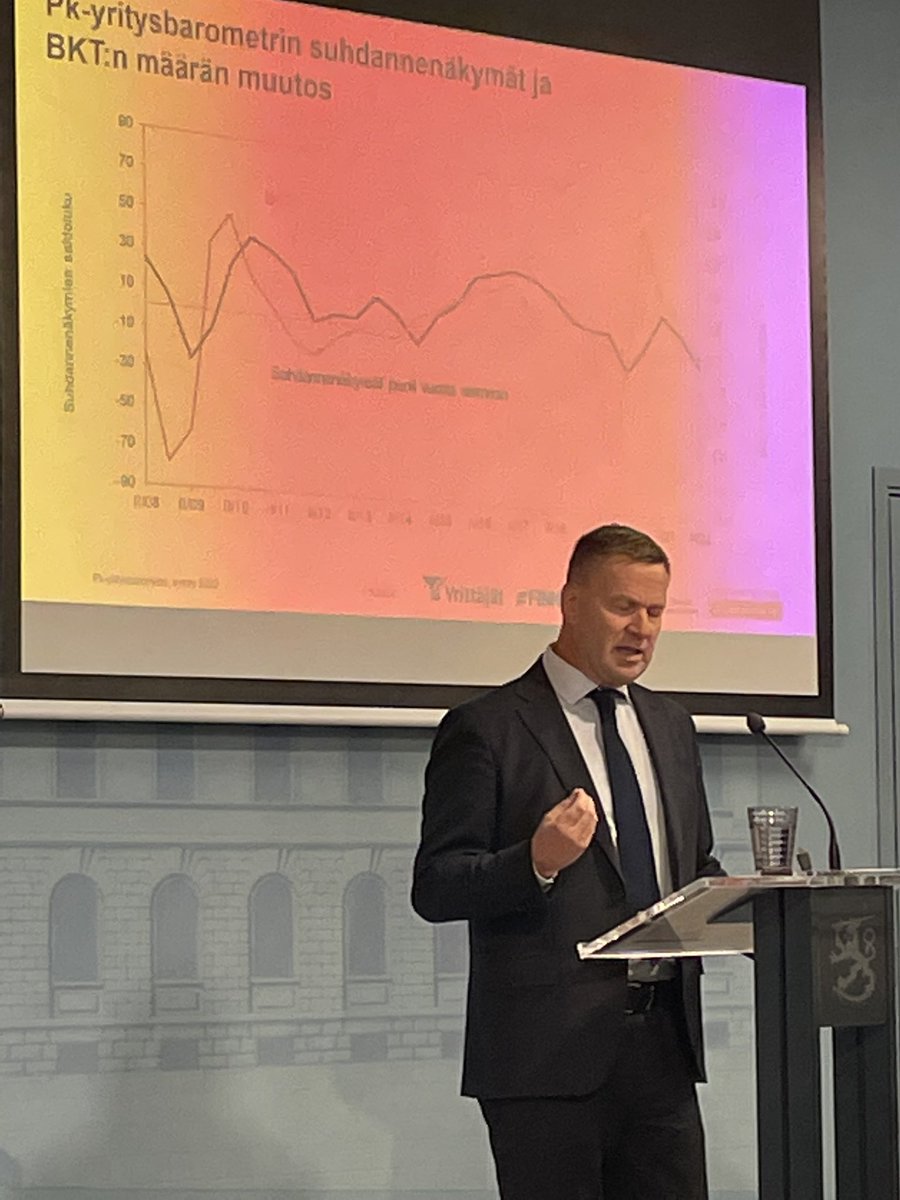 Pk-yritysbarometri tukee valitettavasti sitä näkymää, että H2:lla Suomen talouskasvu tulee hidastamaan.

#pkbaro