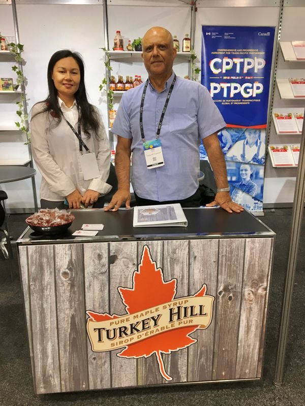 canadadownunder's tweet photo. #TurkeyHillSugarbush is at @finefoodau 2022! Turkey Hill has been a leader in the maple syrup industry since 1976 and launched its maple syrup products in Sydney earlier this year. @TCS_SBC @CFEA https://t.co/YreHAT8JGf