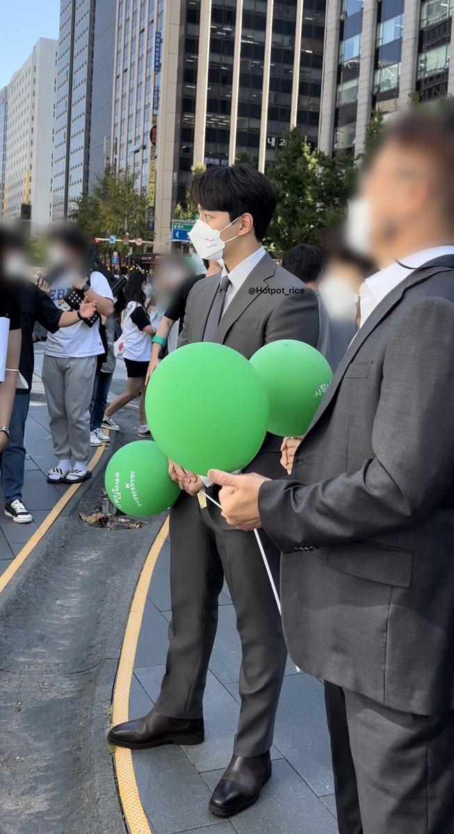 Hotpot_rice's tweet photo. 진짜 진짜 진짜……너모 예뻣어 오늘…..착장미쳣어 반짝반짝….. https://t.co/sT5FclfePe