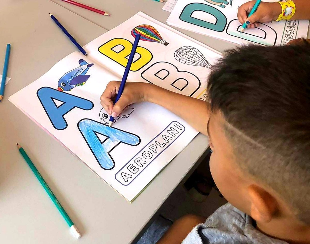 KosovaBethany's tweet photo. Children have right to be educated.  
33 preschool children who follow the ECD program during the year 2021/22 ready to start their primary education for the first time.
Supported  by @UNICEFKosovo https://t.co/fetXJmxqYx