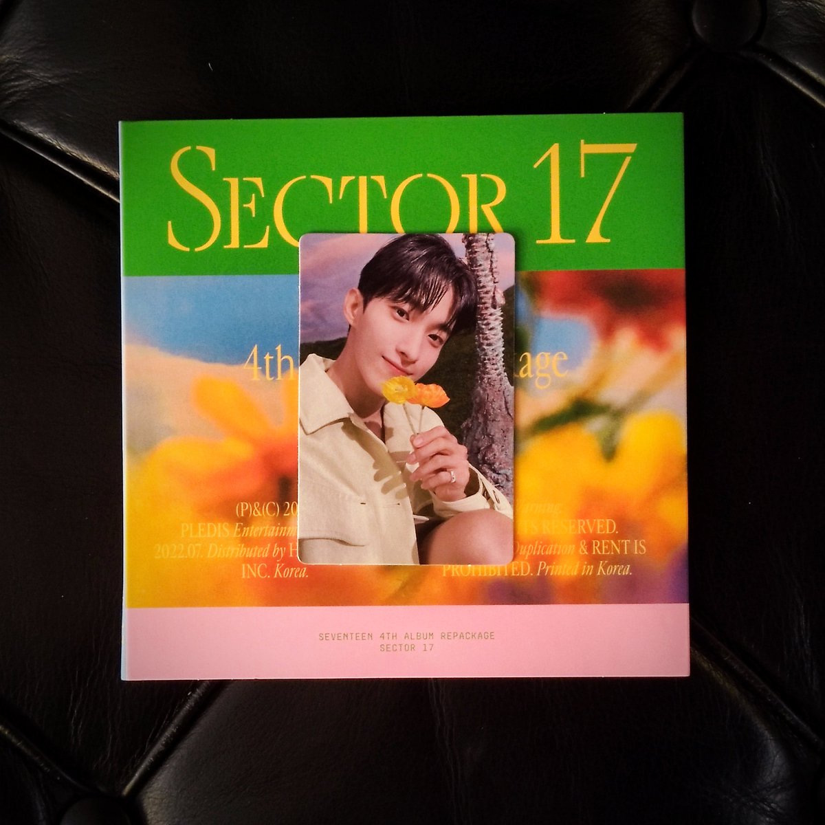 tfvswn's tweet photo. dk flower is home. thank you for packing it safely, @starryfactory ! and ty for the freebies π #fromstarryfactory https://t.co/4ngrghrcwh