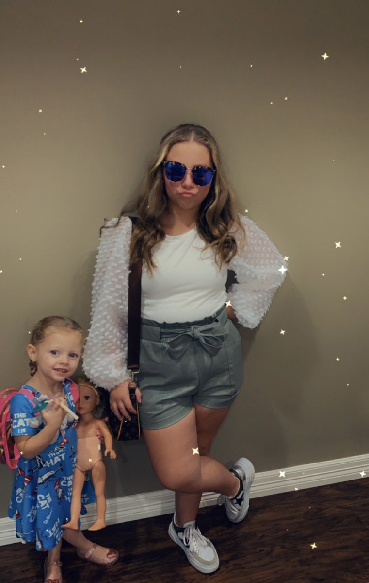 EricaEdwardsAR's tweet photo. When that boot comes off, but you still gotta rock sneakers …. She makes everything Beautiful ♥️  #MommasGirls #beauties #TheFunNeverStops #kickoffparties #EverythingtoSmileAbout https://t.co/gq8dRz5mlQ