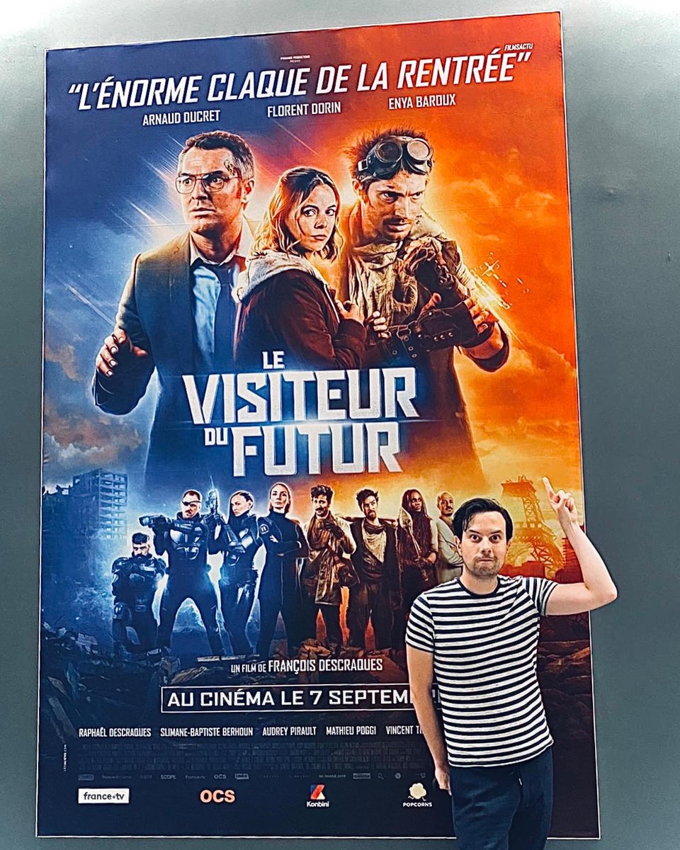 Aujourd’hui, #LeVisiteurDuFutur sort dans 489 salles de cinéma 🎞

Si le film vous plaît, envoyez les gens que vous aimez. Et comme dit <a href="/EnyaBaroux/">Enya Baroux</a>, si vous ne l’aimez pas, envoyez les gens que vous n’aimez pas. On sera tous gagnant. 

Les séances🍿 allocine.fr/film/fichefilm…