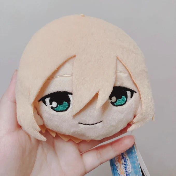 見かけたので血の迷いで即買いした……はぁはぁ…………英智…、、はぁ頭の中に…何入ってる…????(San値落ち) 