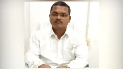 otvkhabar's tweet photo. -ଗତ ୨ରେ ବିଚାରପତି ସୁବାସଙ୍କ ଝୁଲନ୍ତା ମୃତଦେହ ଉଦ୍ଧାର ହୋଇଥିଲା
-ପୁଅକୁ ହତ୍ୟା କରାଯାଇଥିବା ଅଭିଯୋଗ କରିଥିଲେ ସୁବାସଙ୍କ ମାଆ
-ସୁବାସଙ୍କ ପତ୍ନୀ ଓ ଶଳାଙ୍କ ନାଁରେ ଅଭିଯୋଗ କରିଥିଲେ ପରିବାର
#Judgedeathcase #Cuttack #OTV https://t.co/nBsiHK1fp6