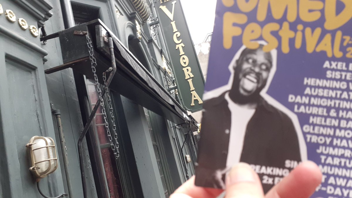 What's that? You want to pick up a festival brochure from @TheVictoria? Of course you can! They open at 4. We're doing 2x FREE Half-Dayers there Sun 9 & 16 Oct with @RobotKemp @AaronTwitchen @ourladyofFlan @HanSilvo @craiguito @goodkids_comedy +more