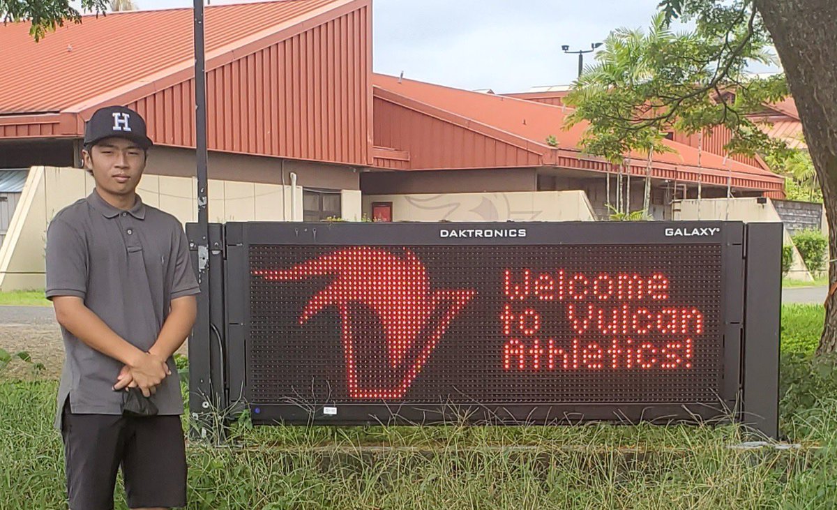 HawaiiTigers's tweet photo. We know @devin_hayashi is gonna compete at Hilo! He’s the 2nd #HT_Alumni to play for @Uhhilobaseball .. do you know who the first alumni is?? 

Hint: He holds the school record in CGs, single season strikeouts, and was drafted by the @Phillies 

@HiColBsb https://t.co/sDIpqklMhX