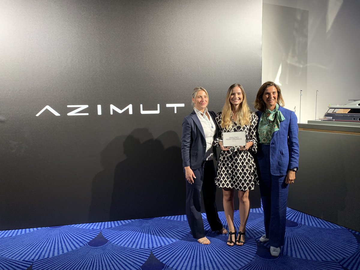 evermarine's tweet photo. And the winner of the @azimutbenetti Sales Award is - Cookie Sola @evermarine  @YachtingCannes https://t.co/8sw1XEF92F