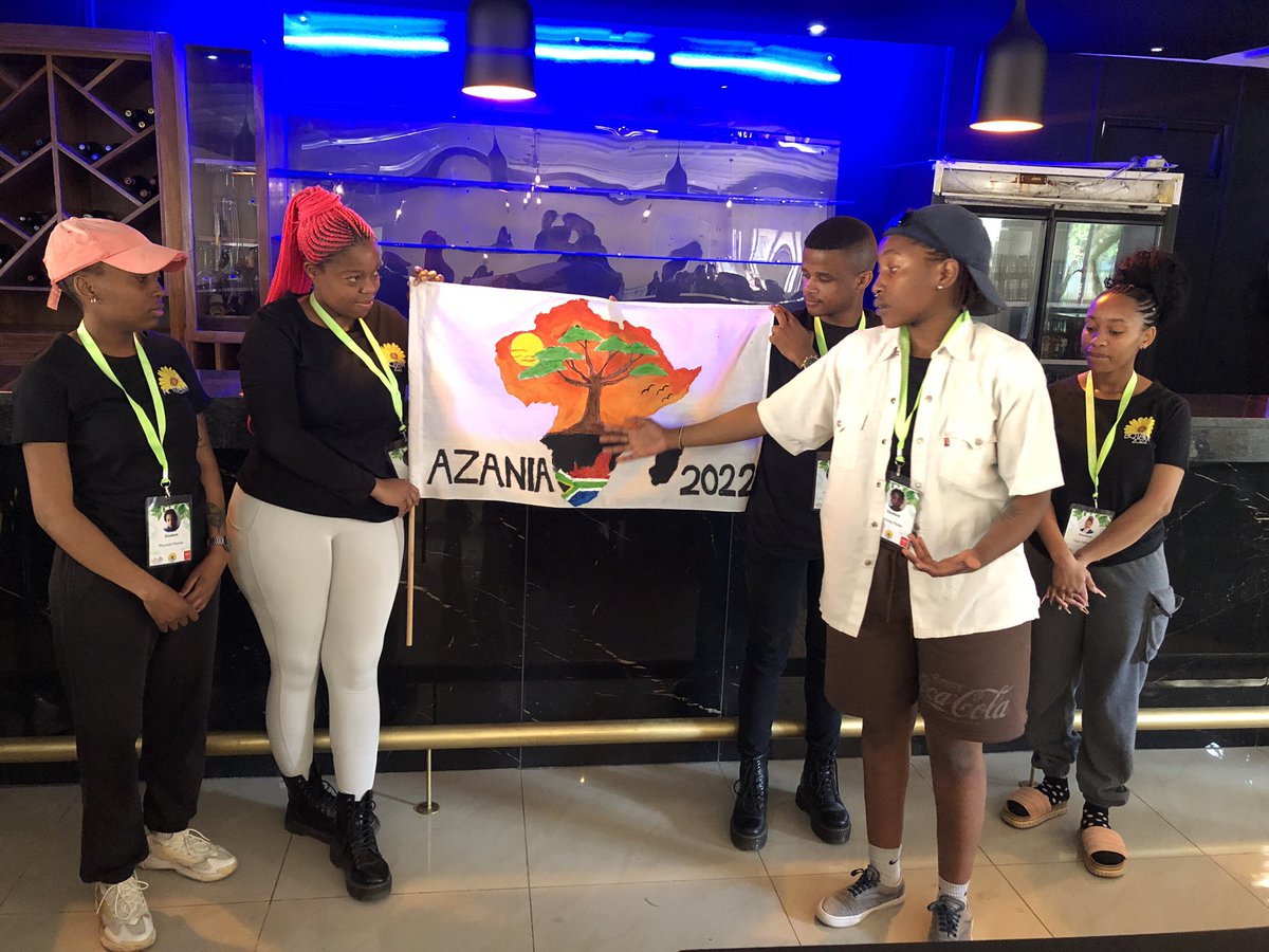 acdblab's tweet photo. Next on stage we have team “Azania” 

@UJBotany @go2uj

#BotanyExcursion2022 #TransmittingBotany
#UJScience
#UJ_island https://t.co/fCh9Zt2cV3