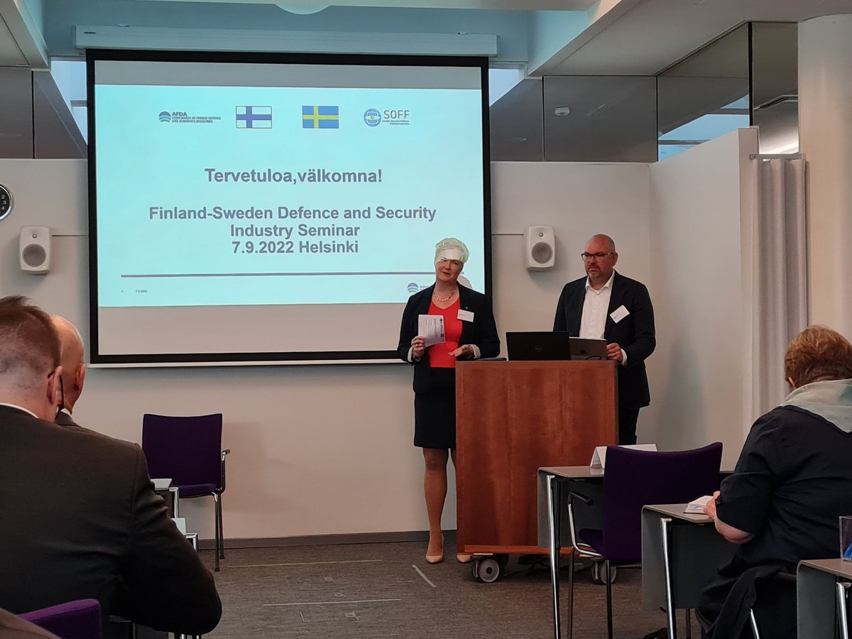 AGardberg's tweet photo. General secretarys @TuijaKaranko and @niklas_alm gives credit to @FinAmbSthlm defence attache @SalonenJoakim for taking the initiative for the @AFDA_FI @SOFF_SE #FISE Defence Industry Seminars https://t.co/y5EMlCqsrw