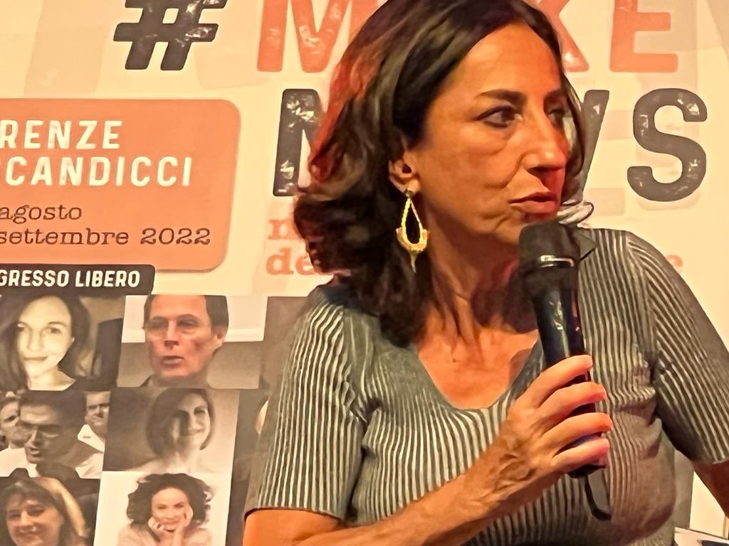 ZiaLulli1's tweet photo. Notti fiorentine. Con @ValerioCataldi, @DanielaMorozzi, Chiara Riondino. #MakeNews. @cartadiroma https://t.co/BawDnORJ3G