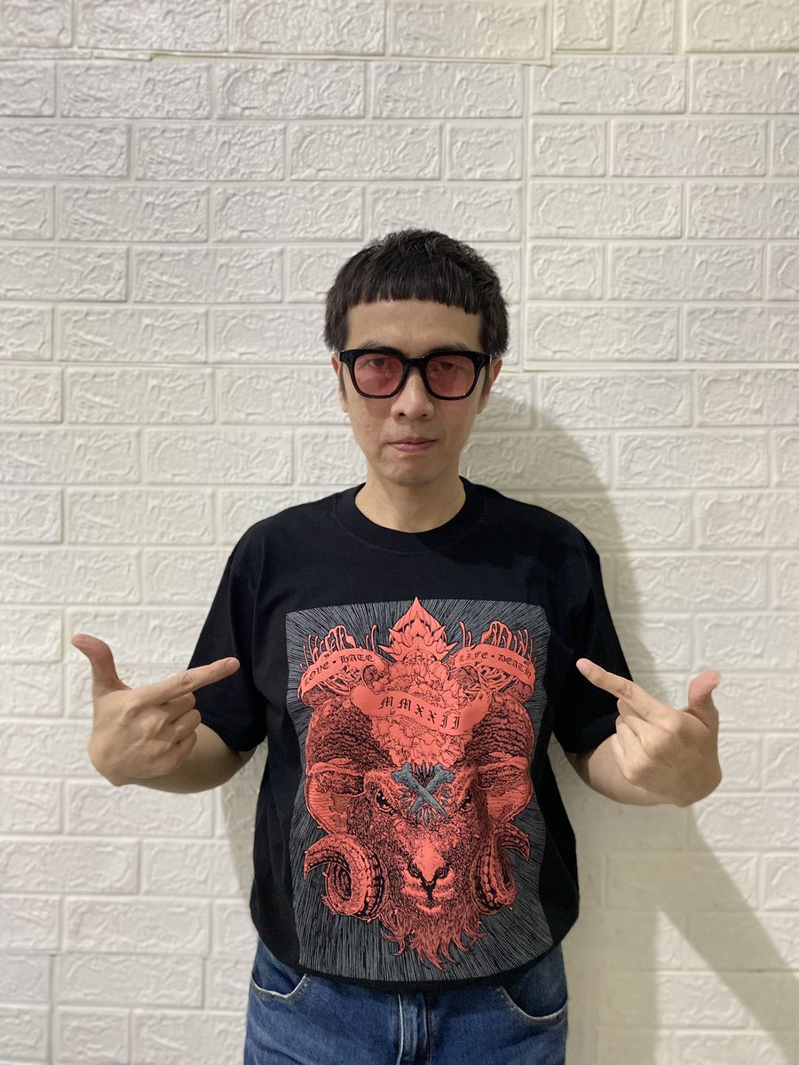 Eka Annash tweet media