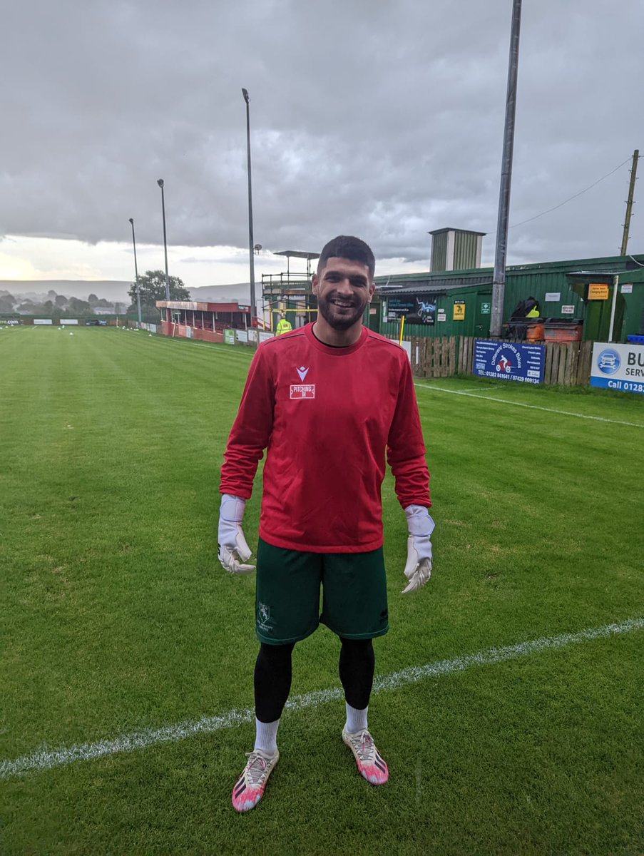 fasportsmanage's tweet photo. ⚽️ What a fine start for our goalkeeper @1AndreMendes  who's on loan at Colne F.C from @ShrimpsOfficial  ⚽️

Colne F.C won 2-1 

#playerrep #loanmove #grassrootsfootball #morecambefc #fasportsmanagement #cityofliverpool #potentialstar #goalkeeper #footballplayer #footballnews https://t.co/qdRcXwV55t