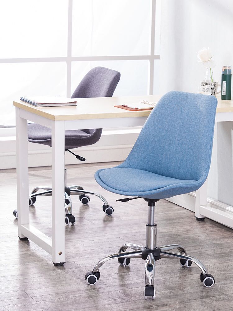 Helen24617256's tweet photo. Top 4 best selling tulip chairs #plasticchair #diningchair #officechair #coffeechair https://t.co/lXVbhkAmXF