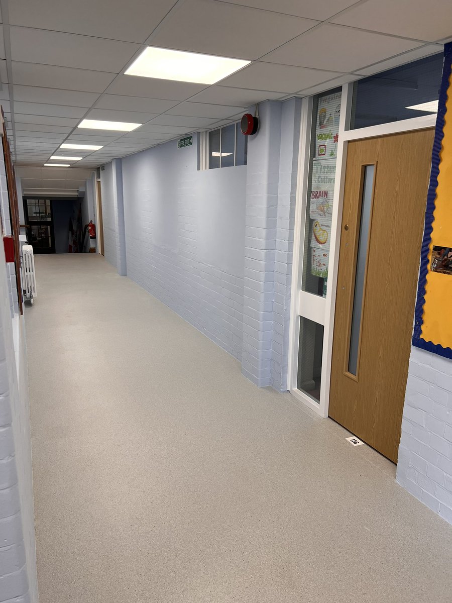 Beaulieu_Head's tweet photo. This morning we welcome back all our @StEdwardsChelt students for the first full day and as well as reconnecting they will be enjoying our summer works including a new #ConferenceFacility #Chapel #Reception #MeetingRoom #Sciencerefurb and #MFLrefurb #QuietSummer #SECcommunity https://t.co/xkTXLZU5S2