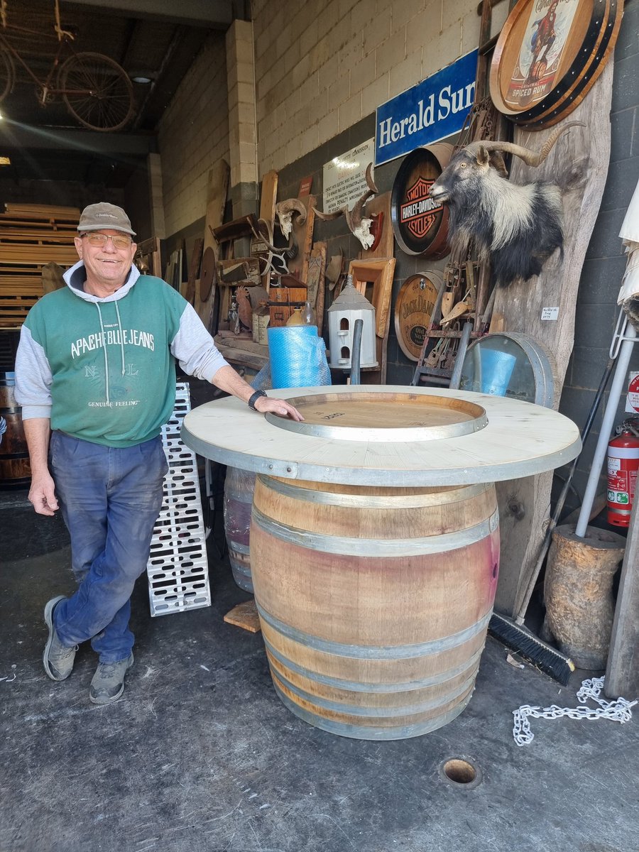 winebarrelz's tweet photo. 500L Puncheon Wine Barrel For Sale $350 @ Penrith Wine Barrels
#Penrithwinebarrels 
https://t.co/m6sUchgoyP 
0432 356654 
Cash or Card We Ship Australia Wide! https://t.co/U3hmb9HrIi