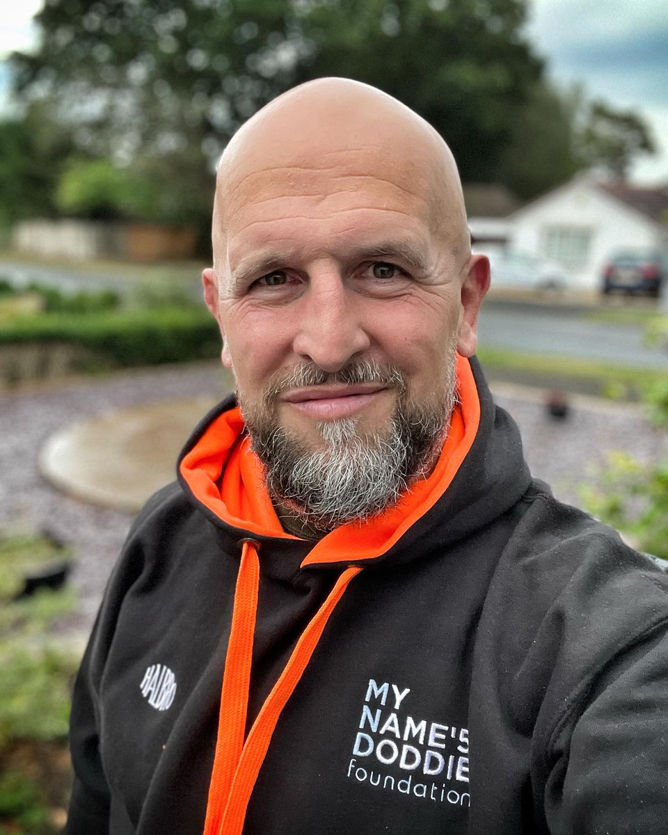 The Great Rugger Run (@ruggerrun) on Twitter photo Today I start The Great Rugger Run - 2022. Running 500 miles in 25 days around the rugby clubs of Scotland in aid of <a href="/MNDoddie5/">My Name'5 Doddie Foundation</a>
Find out everything, support, take part and donate at thegreatruggerrun.org
Please retweet to support! :) Today I start The Great Rugger Run - 2022. Running 500 miles in 25 days around the rugby clubs of Scotland in aid of <a href="/MNDoddie5/">My Name'5 Doddie Foundation</a>
Find out everything, support, take part and donate at thegreatruggerrun.org
Please retweet to support! :)