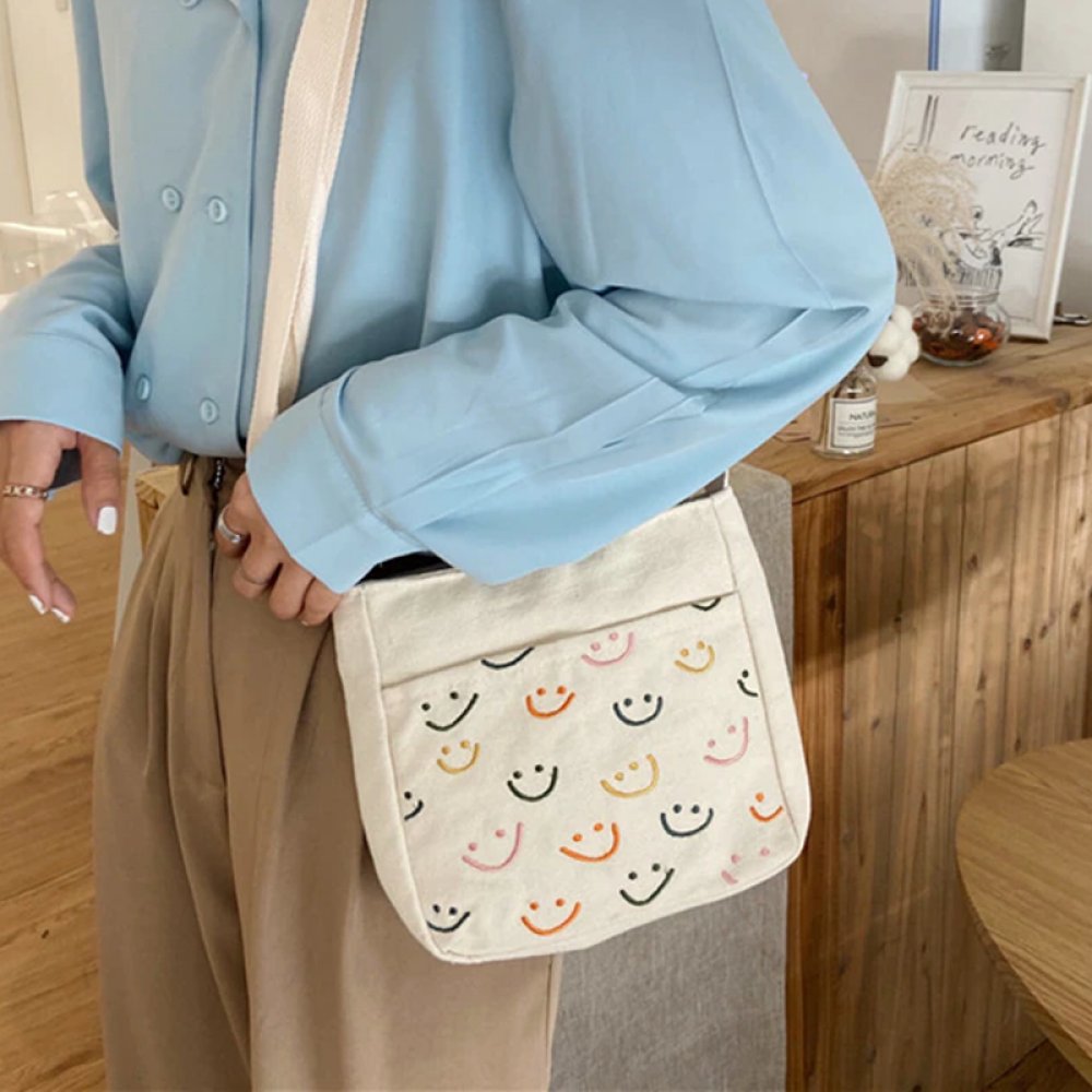 AmazonOrder1's tweet photo. Casual Cute Shoulder Bag || Link https://t.co/QWRQbsCbtm || Price 29 USD https://t.co/PFeiyv8IcQ