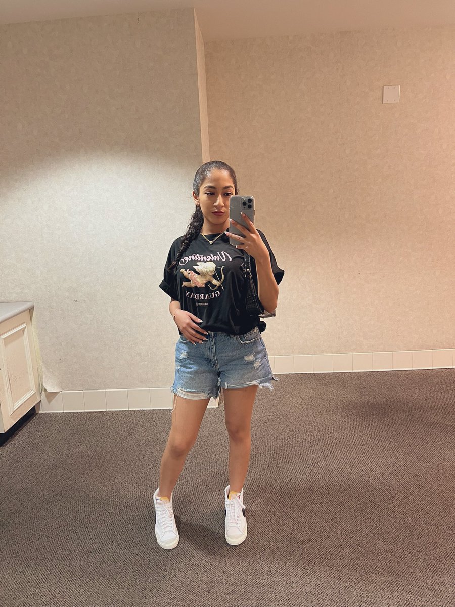 cakefacejenny's tweet photo. ❤️‍🔥 https://t.co/7Zys8D2k9a