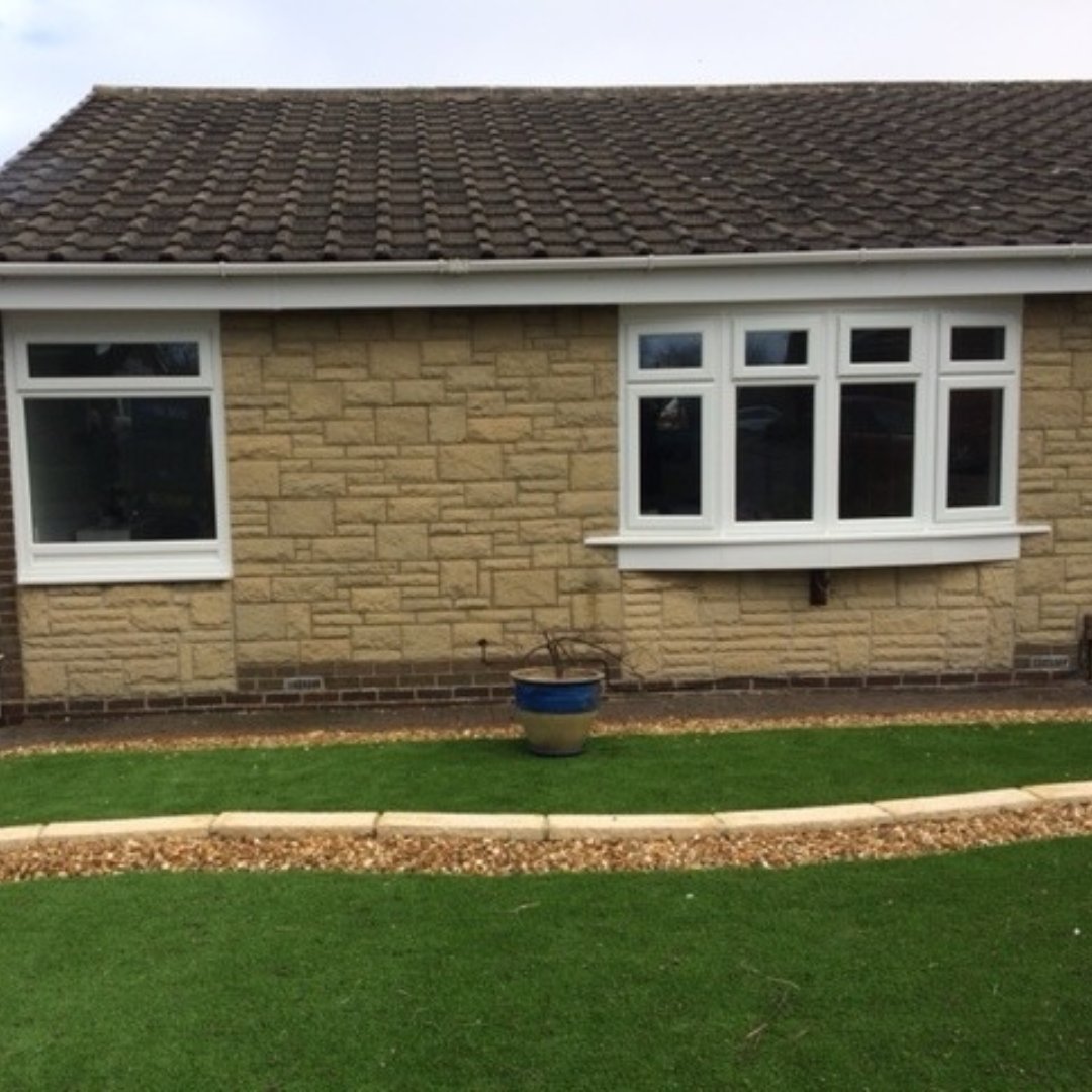 ClassicWindowsN's tweet photo. Our bow and bay window options add that something extra to your home, letting the light shine in making your home feel more spacious.

For further information about our  products please email info@classicwindows-ne.co.uk.

#ClassicWindows #BowWindow #Upvc #BayWindows https://t.co/MEa1ygytOL