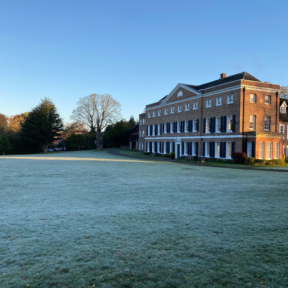Beaulieu_Head's tweet photo. Having had a great two days #StaffINSET and welcoming our new students to @StEdwardsChelt it is wonderful to have a full school this morning! A what wonderful grounds to arrive at! #SECnewstart #SECcommunity #SECopportunities https://t.co/acT3rUtcdI