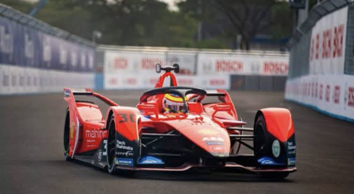 PeterGontha's tweet photo. Info A1 media international: "SINGAPORE akan mengambil alih perhelatan balapan mobil FORMULA-E dan manandatangani perjanjian 10 tahun dengan FEO gara gara Indonesia ribut mengenai FORMULA E bulan lalu". Marilah kita ribut terus agar semua dilakukan di Singapore aja! https://t.co/Nqkq9DRM67