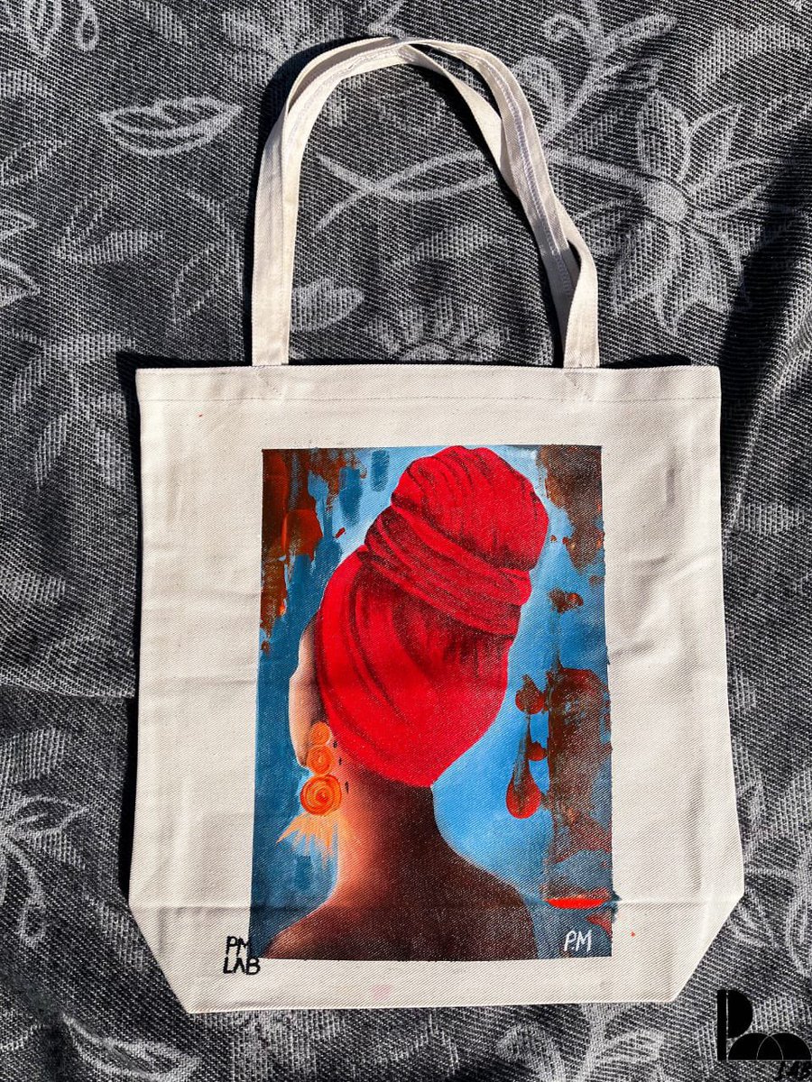 Ladies and gents here is the ultimate handmade quality Tote  bag for everyday use.
We hand-paint our bags to meet our customers desired designs.

Brand       PM Lab
Price         R 180.00

📍Pretoria, we also courier nationwide.

Place your order : 
📞072 4512 085 or DM!