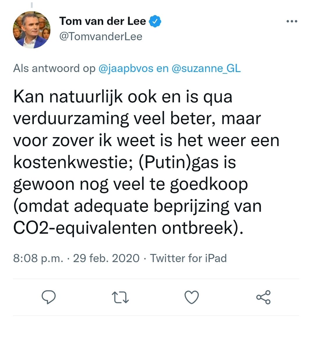 Sandervandam2's tweet photo. Dit is hoe schaamteloos opportunisme er uitziet. Twee jaar geleden vond Tom gas nog veel te goedkoop, vandaag werpt hij zich op als redder van iedereen die zijn energierekening niet meer kan betalen omdat gas zo enorm duur is geworden. https://t.co/GgjfNUH3I0