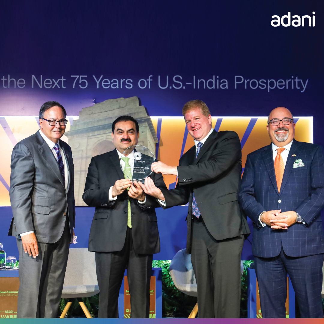 AdaniOnline's tweet photo. We are pleased to announce that @Gautam_Adani has been honoured with the @USIBC 2022 Global Leadership Award. While receiving the award he spoke on the US-India business relationships and how it paves the way for a 'fast-evolving and emerging global dynamics'. https://t.co/OwI5Kb4hma