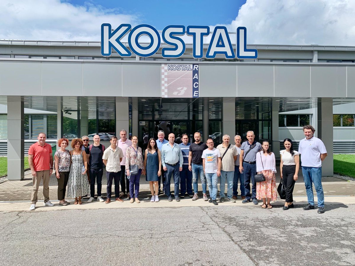 Miguel_Altuna's tweet photo. [Eus] Ikasturte berriarekin, Europako @EUErasmusPlus proiektuetako jarduerari ekin diogu. #DigitalVet proiektuan ari diren #MiguelAltuna ko 3 irakasle Ipar Mazedoniako Ohrid hirian izan dira. 
🔵Info: https://t.co/t2bdM3ieQs
@FPeuskadi @EUErasmusPlus #digitalizazioa #berrikuntza https://t.co/QUgOmhy3b9