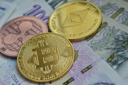 CurrencyCryptoc's tweet photo. Blockchain Comparison: Youniverze and Near Protocol  https://t.co/wOlLvxNpXH #btc #crypto #usa #nft #tradeing #follow #f4f #News #opensea #followforfollow #follow4follow #teamfollowback https://t.co/Ax0SFAjejd