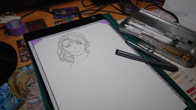 雨降ってたけど、ケント紙買いに行って お絵描き開始( *˙ω˙*)و グッ! 